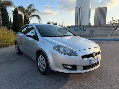Usata Fiat Bravo Emotion 105 CV (77 kW) 2010 Argento Utilitaria