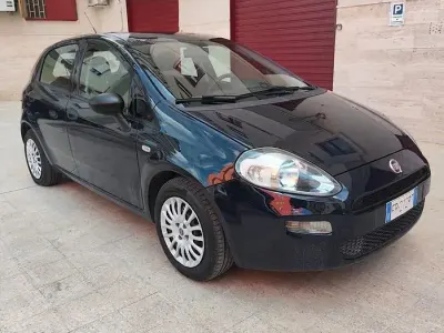 Occasion Fiat Punto S 95 ch (69 kW) 2018 Bleue Citadine