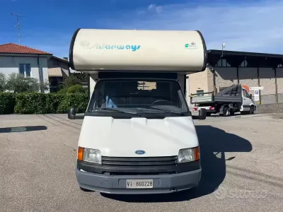 Usata Ford Transit 80 CV (58 kW) 1992 Bianco Monovolume