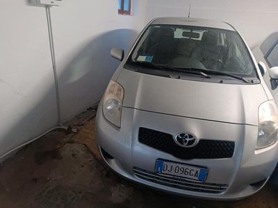 usata Toyota Yaris 1.0 5 porte