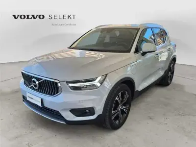 Usata Volvo XC40 Inscription 211 CV (155 kW) 2021 Argento SUV