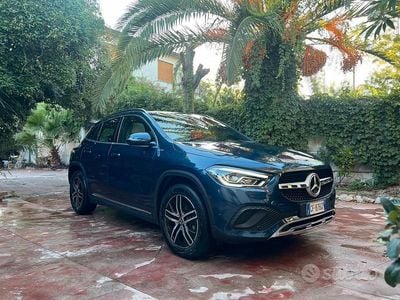 Usata Mercedes GLA200 190 CV (139 kW) 2021 Blu SUV