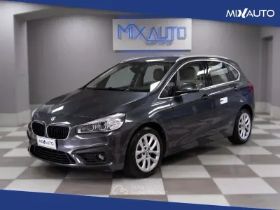 Käytetty BMW 220 Active Tourer Advantage 150 HP (110 kW) 2016 Harmaa Tila-auto