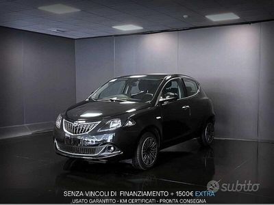 Usata Lancia Ypsilon Gold 69 CV (50 kW) 2022 Nero Utilitaria