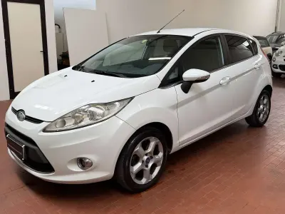Usata Ford Fiesta Titanium 92 CV (67 kW) 2010 Other Berlina
