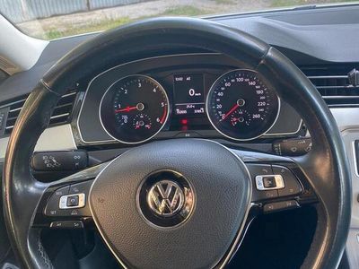 usata VW Passat Passat 1.6 TDI DPF Comf. BlueM. Tech.