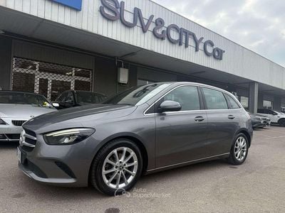 Usata Mercedes B180 Executive 136 CV (100 kW) 2020 Grigio Monovolume