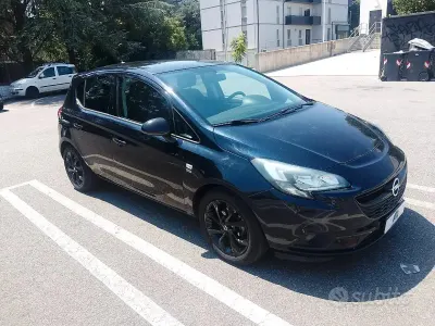 Usata Opel Corsa Edition 90 CV (66 kW) 2019 Nero Utilitaria