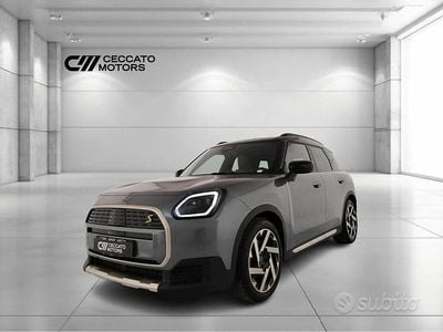 Nuova Mini Countryman Favoured 230 kW (313 CV) 2025 SUV