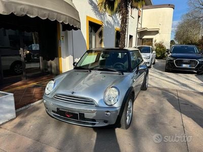 Usata Mini ONE 90 CV (66 kW) 2006 Grigio Utilitaria