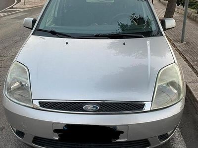 usata Ford Fiesta 2005 tagliandata