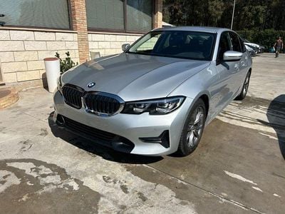 Usata BMW 318 Sport Line 136 CV (100 kW) 2020 Argento Berlina