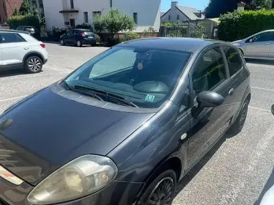 Usata Fiat Punto Evo Active 69 CV (50 kW) 2011 Grigio Utilitaria