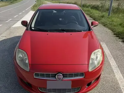Usata Fiat Bravo Emotion 120 CV (88 kW) 2010 Rosso Utilitaria