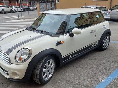 Begagnad Mini Cooper 112 HK (82 kW) 2012 Vit Halvkombi