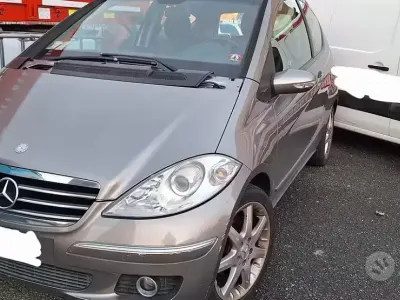 Begagnad Mercedes A160 82 HK (60 kW) 2006 Grå Sportkupé