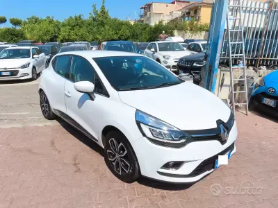 Usata Renault Clio IV 75 CV (55 kW) 2017 Bianco Berlina