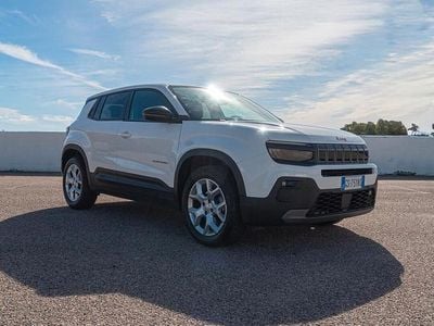 Usata Jeep Avenger Longitude 101 CV (74 kW) 2024 Bianco SUV