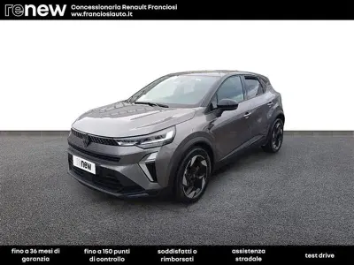 Usata Renault Captur Techno 91 CV (66 kW) 2025 Grigio scuro SUV