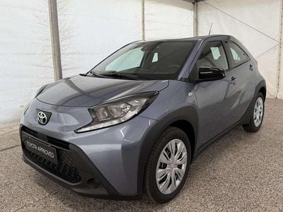 Nuova Toyota Aygo X Active 72 CV (52 kW) 2025 Blu/azzurro SUV