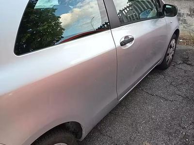 Second-hand Toyota Yaris 69 CP (50 kW) 2008 Gri Hatchback