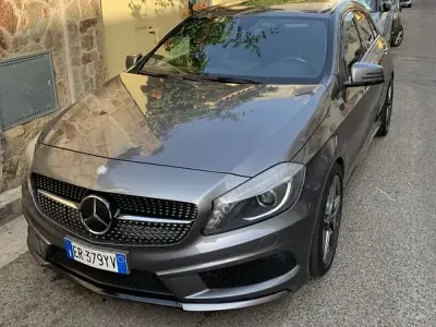Usata Mercedes A180 Premium 109 CV (80 kW) 2013 Grigio Utilitaria