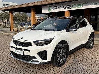 Usata Kia Stonic GT-Line 100 CV (73 kW) 2021 Bianco SUV