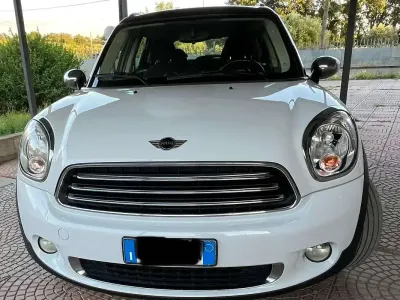 Usata Mini Cooper D Countryman 111 CV (81 kW) 2012 Bianco SUV