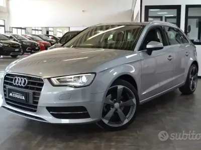 Usata Audi A3 Admired 110 CV (80 kW) 2015 Argento Berlina