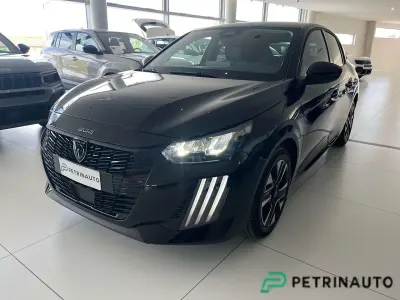 Nuova Peugeot 208 Allure 101 CV (74 kW) 2026 Nero perla met Utilitaria