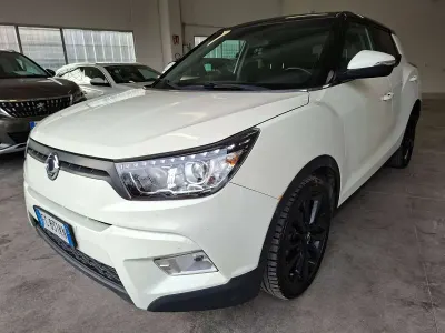 Usata SsangYong Tivoli 116 CV (85 kW) 2016 Bianco SUV