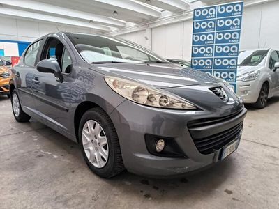 usata Peugeot 207 1.4 HDi 50KW / 02-2011 NEOPATENTATI