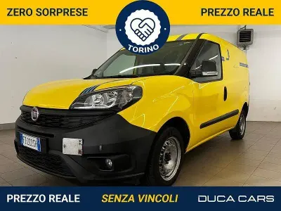 Usata Fiat Doblò 95 CV (69 kW) 2019 Giallo Monovolume