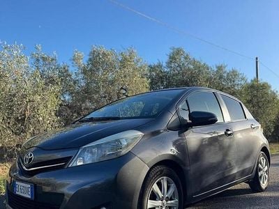 Usata Toyota Yaris 90 CV (66 kW) 2011 Berlina