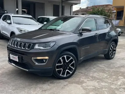 Usata Jeep Compass Limited 120 CV (88 kW) 2018 Grigio SUV