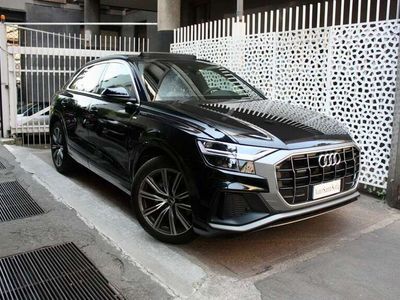 Usata Audi Q8 S-Line 286 CV (210 kW) 2021 Nero mythos met. SUV