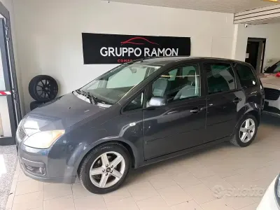 Usata Ford C-MAX Ghia 109 CV (80 kW) 2006 Grigio Monovolume