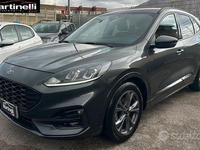 Usata Ford Kuga ST-Line 120 CV (88 kW) 2022 Grigio SUV