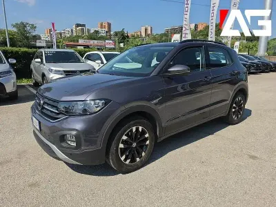 Usata VW T-Cross Style 110 CV (80 kW) 2022 Grigio SUV
