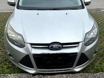 Usata Ford Focus 2013 Grigio Station wagon