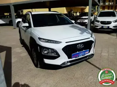 Usata Hyundai Kona Style 120 CV (88 kW) 2018 Bianco SUV