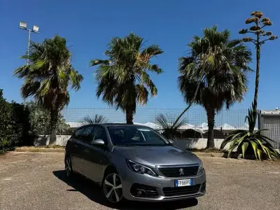 Usata Peugeot 308 Business-Line 120 CV (88 kW) 2018 Grigio Station wagon