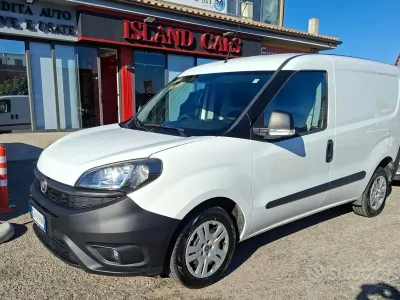 Usata Fiat Doblò 95 CV (69 kW) 2020 Bianco Monovolume
