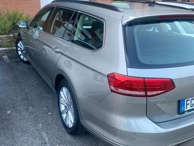 usata VW Passat Variant 2.0 TDI DSG Comfortline