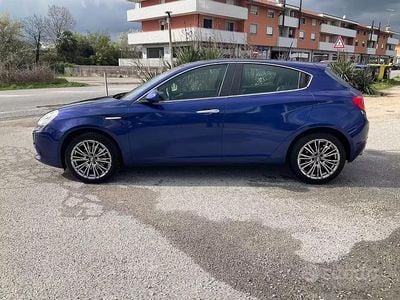 Usata Alfa Romeo Giulietta 110 CV (80 kW) 2015 Blu Utilitaria