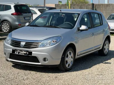 Brugt Dacia Sandero 72 HK (52 kW) 2009 Grå Sedan