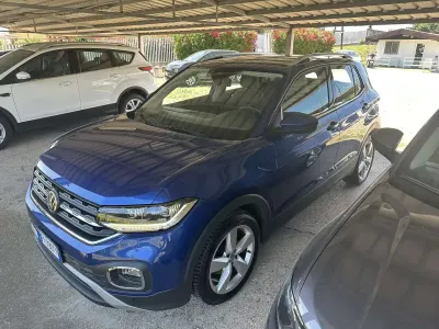 Usata VW T-Cross Advance 95 CV (69 kW) 2019 Blu/azzurro SUV