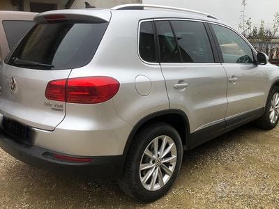 Usata VW Tiguan 140 CV (102 kW) 2012 Grigio SUV