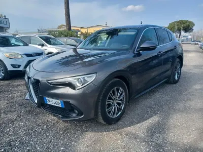 Usata Alfa Romeo Stelvio Executive 180 CV (132 kW) 2018 Grigio SUV