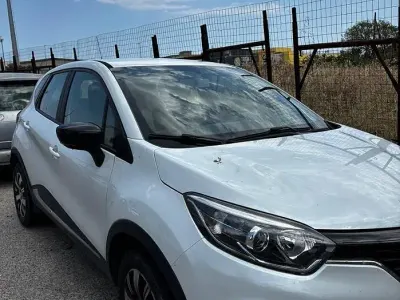 Usata Renault Captur 90 CV (66 kW) 2017 SUV